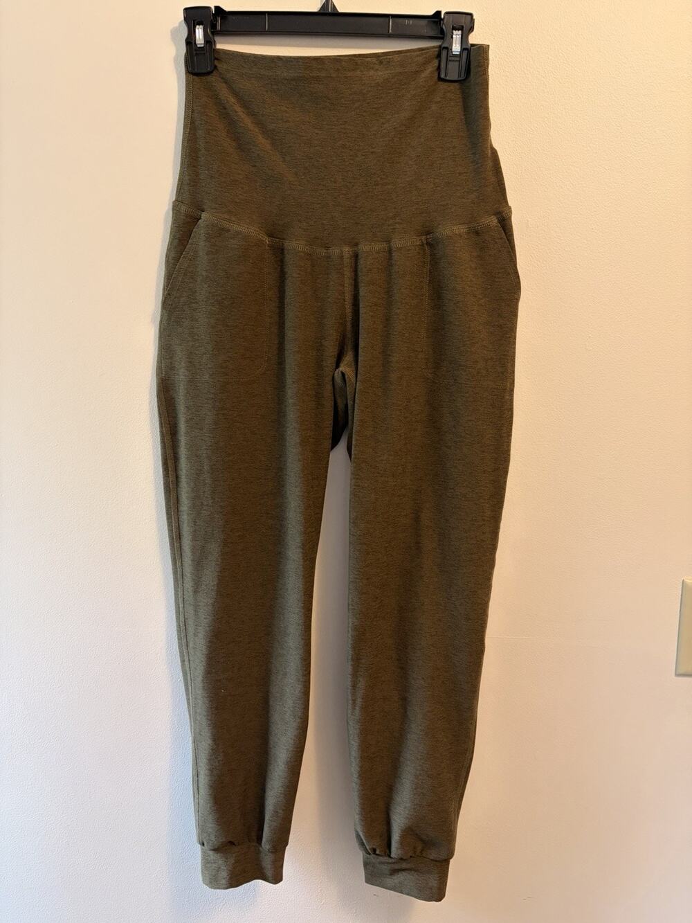 beyond yoga Spacedye™ Beyond the Bump Maternity Midi Jogger M Green